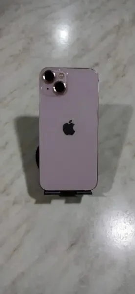 iPhone 13 - 1