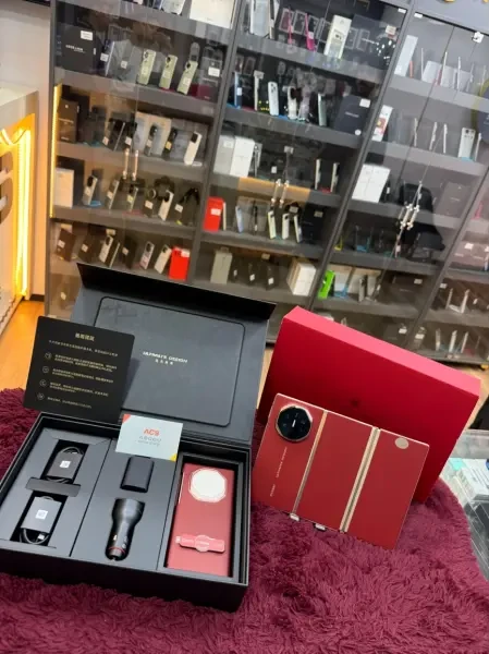 Huawei Mate XTs 16GB 1024GB 2SIM - 1