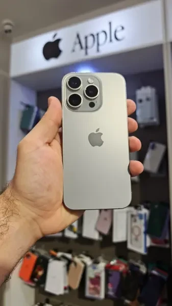 IPHONE 15 PRO 128GB BATTERIE 94% - 1