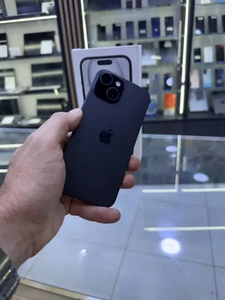 Apple iPhone 15 - 1