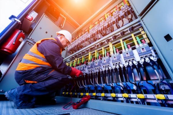 Ingénieur / Technicien Électricit - 1