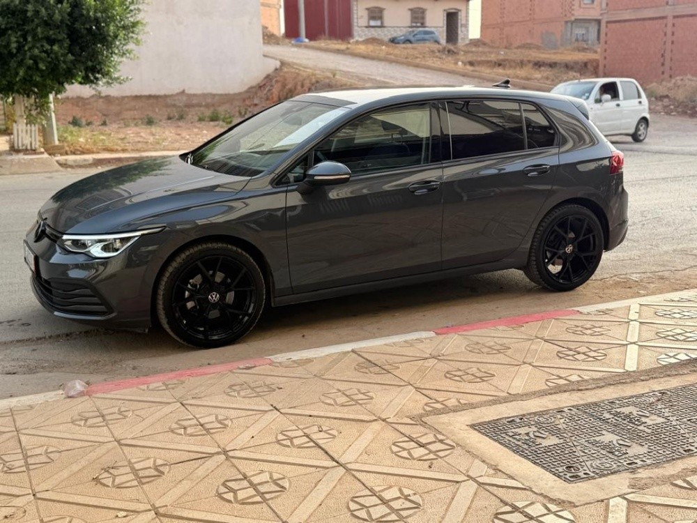 golf 8 - 3