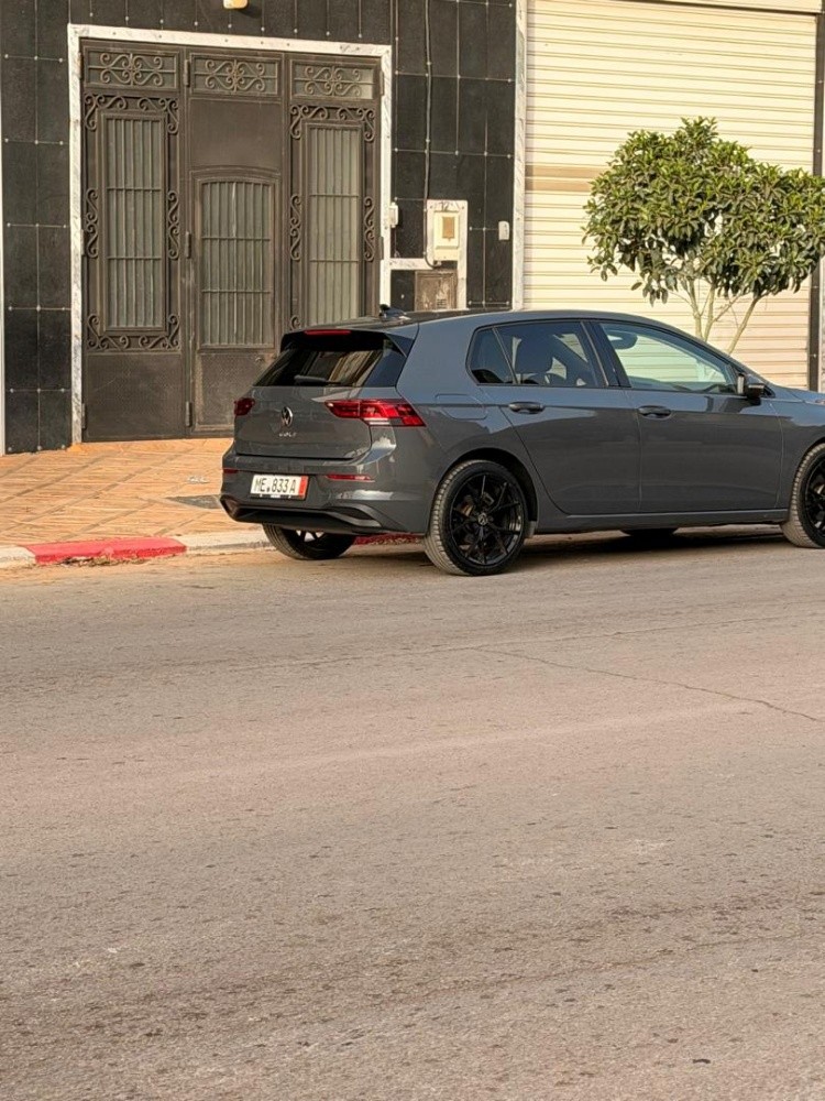 golf 8 - 9
