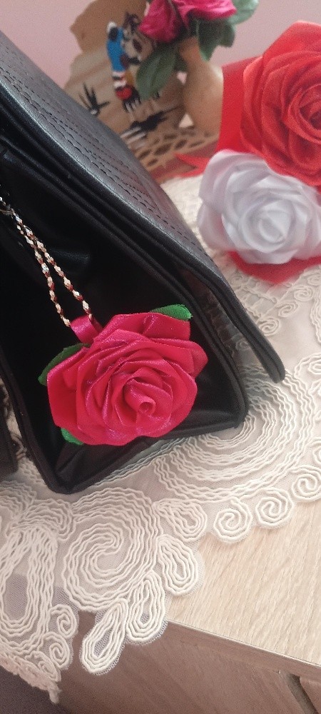 باقات ورد ساتان - 10