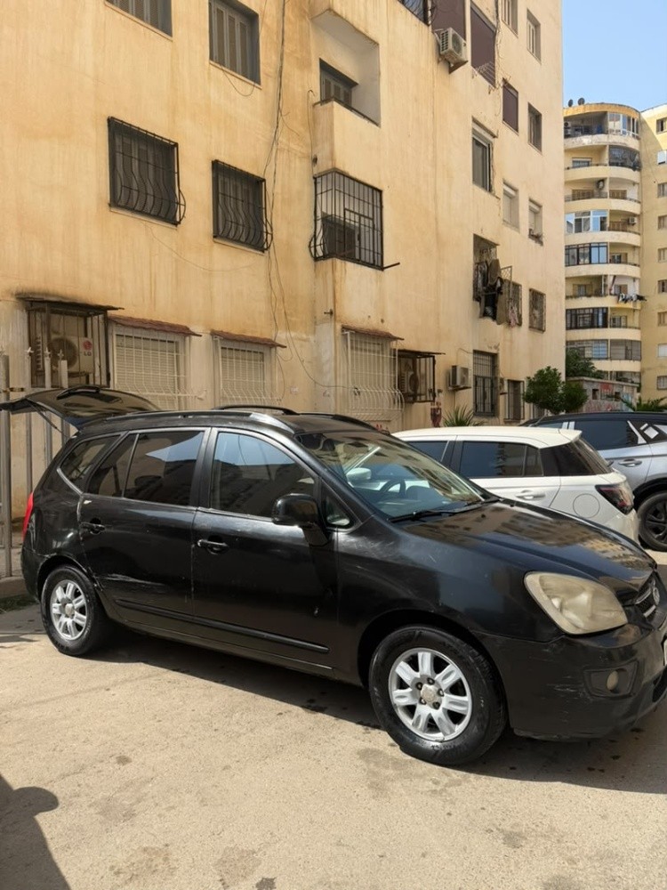 kia carens 3 2.0 hdi 110 - 1