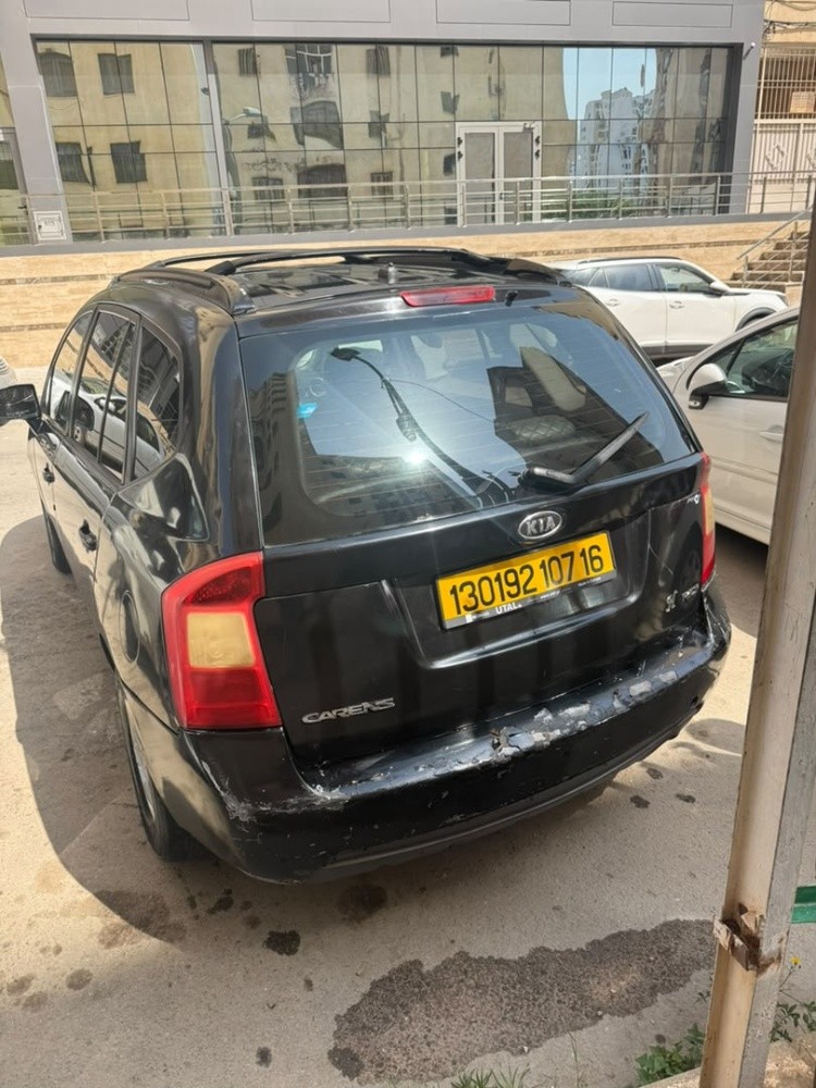 kia carens 3 2.0 hdi 110 - 2