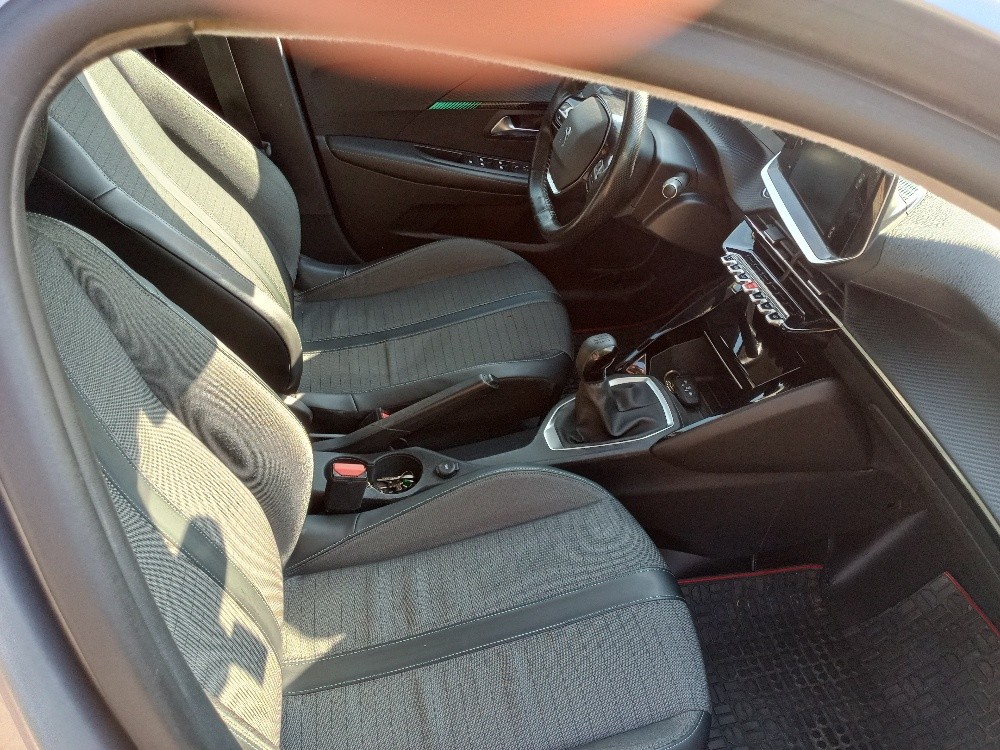 208 GT - 4