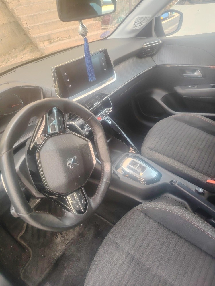 208 GT - 8