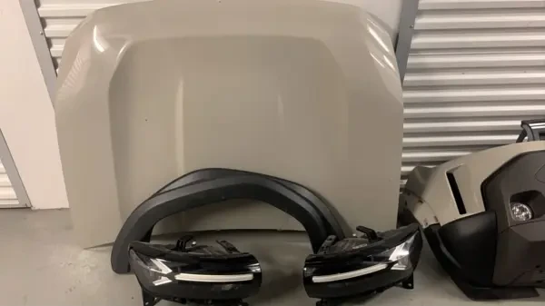Capot Moteur Dacia Duster 3 - 1