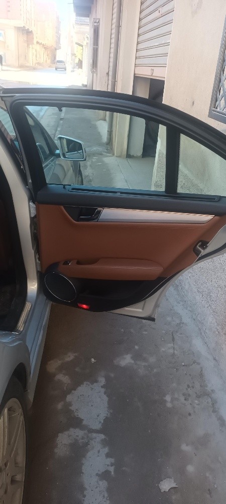 Mercedes c220 à vendre - 12
