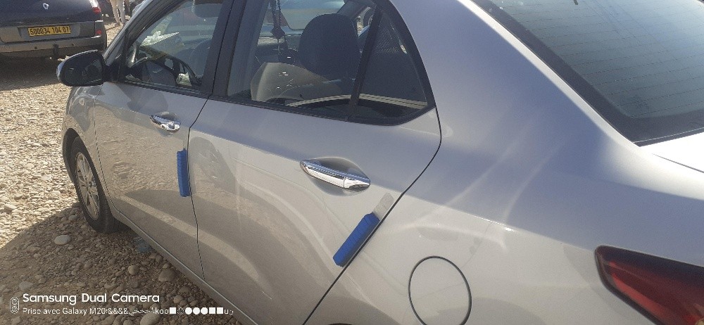 grand i10 - 2