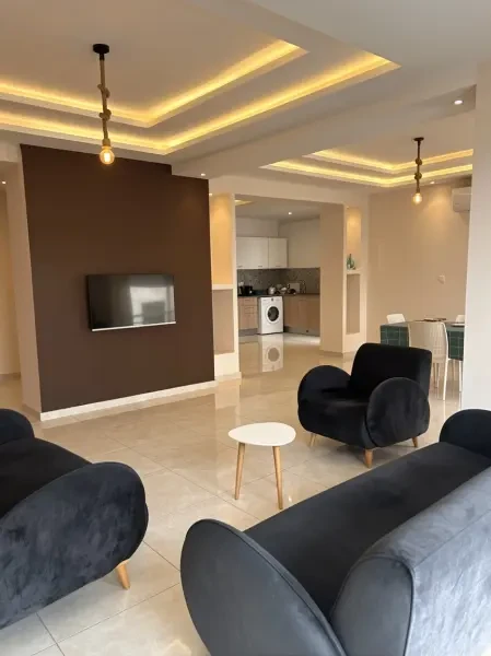 كراء شقة 4 غرف - 1