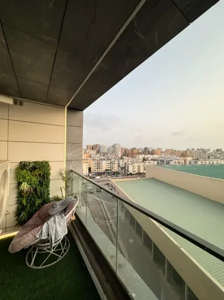 بيع شقة 3 غرف - 5