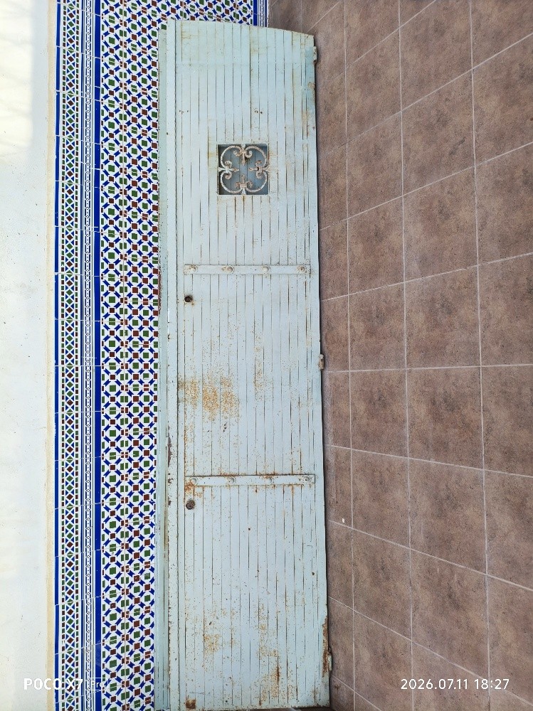 بوابة - 1