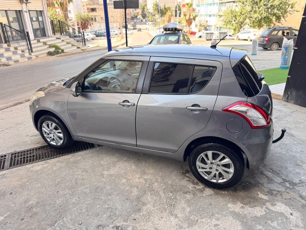 swift Suzuki - 12