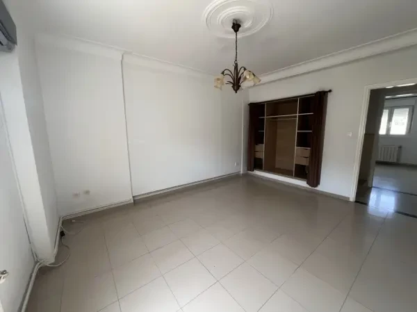 Location Appartement Niveau f4 - 1
