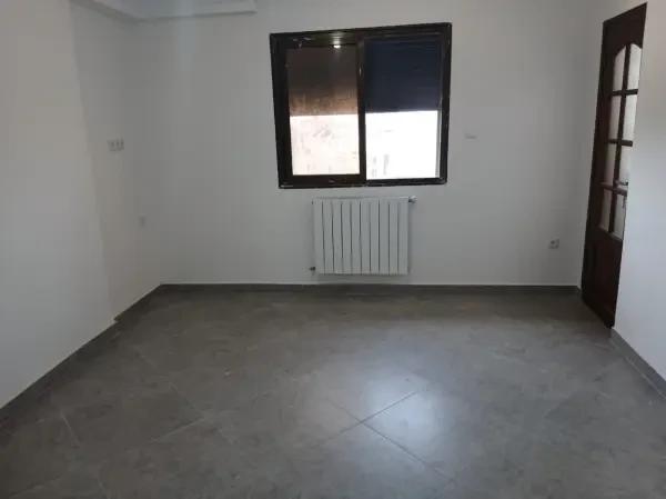 Location Appartement Niveau f4 - 3
