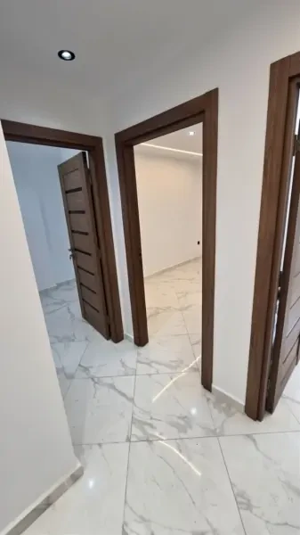 بيع شقة 3 غرف - 1