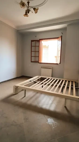 كراء شقة طابق فيلا 4 غرف - 3
