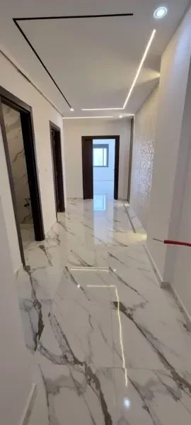 بيع شقة 3 غرف - 1