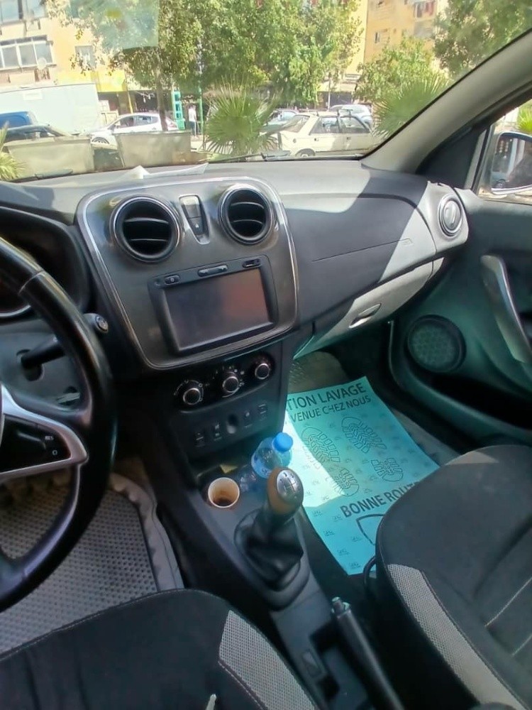 Dacia sandero - 3