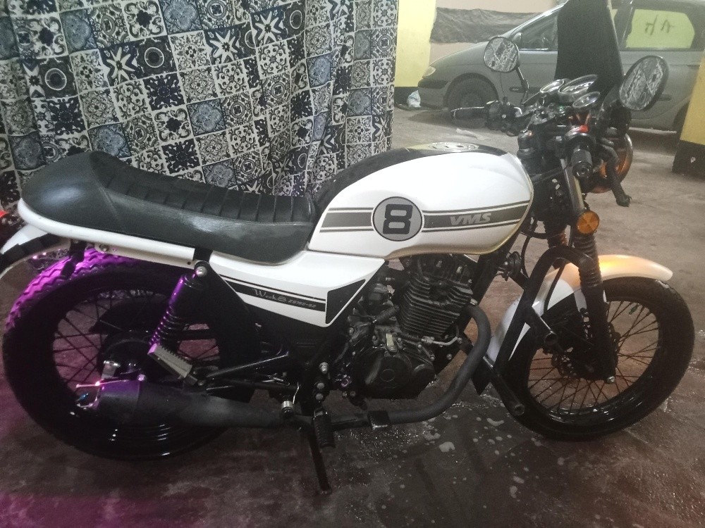 Moto - 2