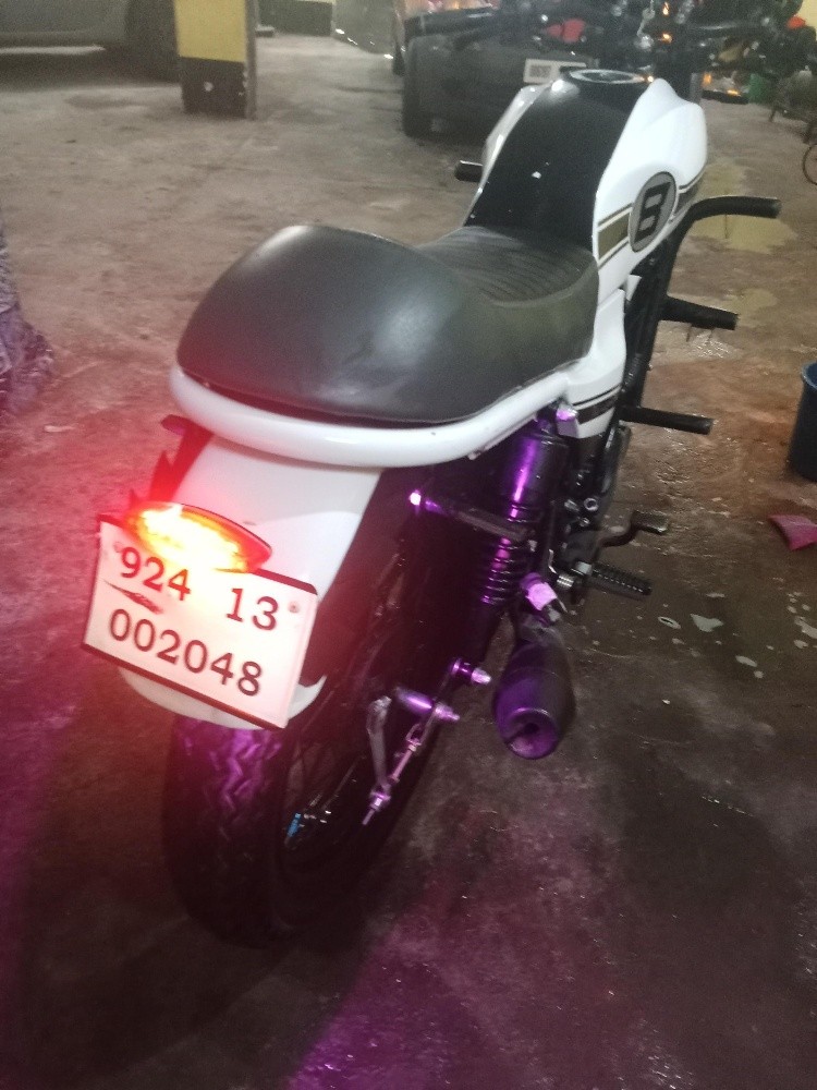 Moto - 3