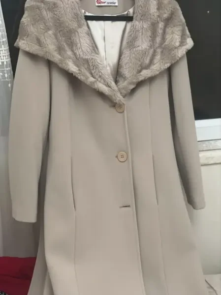Manteau Long Beige Style Turque, - 1