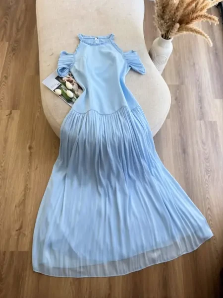 Robe - 1