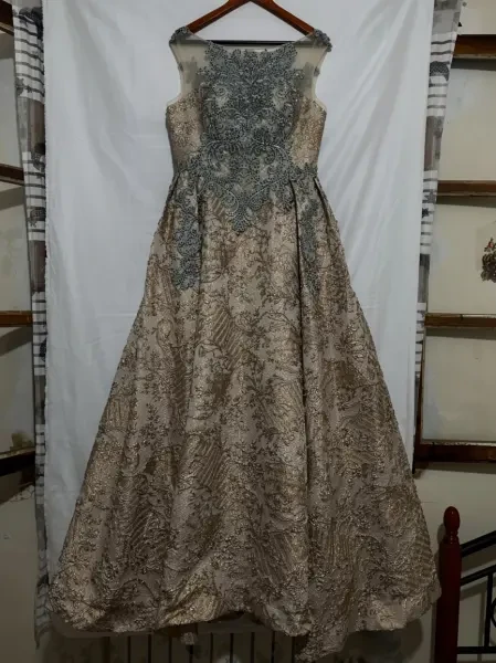 Robe - 1
