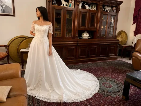 ROBE A MARIÉE PROMO LOCATION - 1