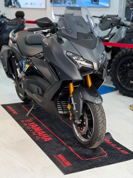 Yamaha Tmax 2026 - 1