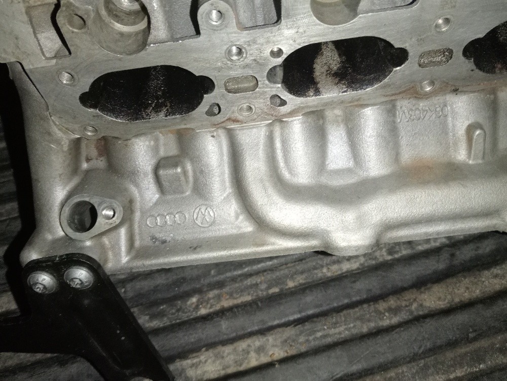 culasse 2.0 tfsi - 1