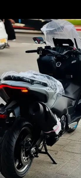TMAX 563 YAMAHA 2026 - 1