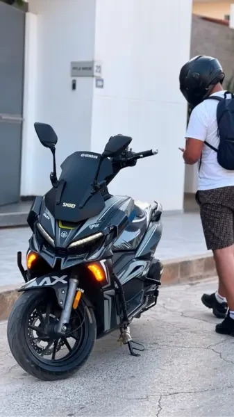 VMs Vmax 2023 - 1