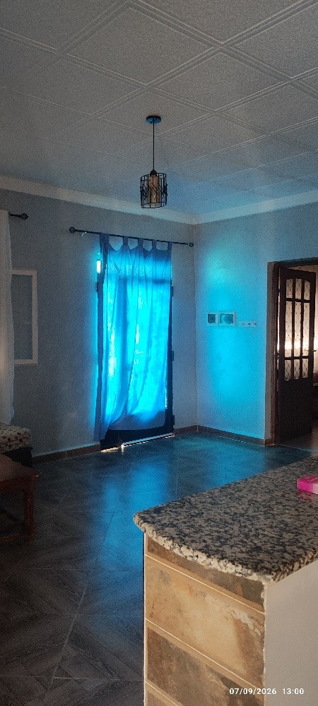 قطعة أرض بالإضافة إلى مسكنين - 5