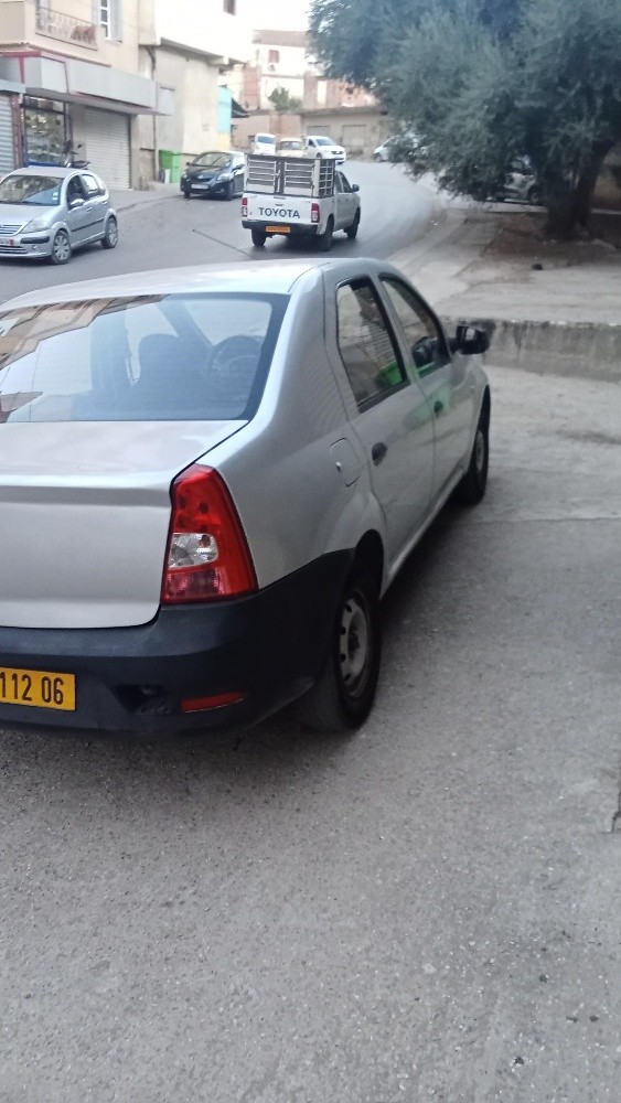 Dacia Logan - 3