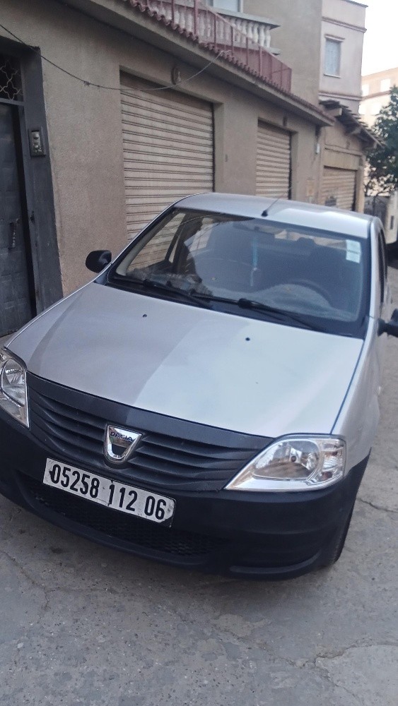 Dacia Logan - 1