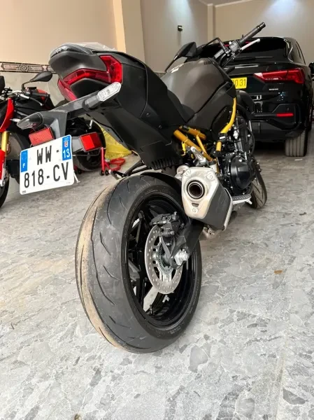 Kawazaki Z900 2026 - 1