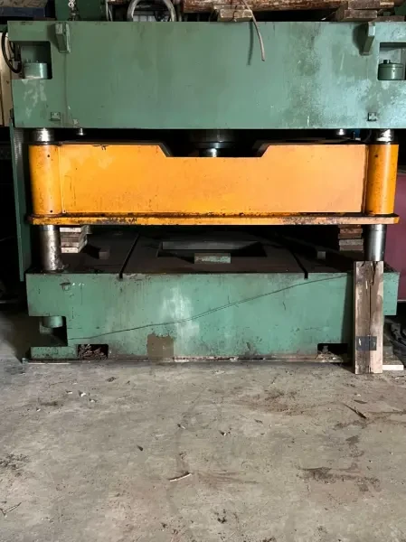 Presse hydraulique - 1