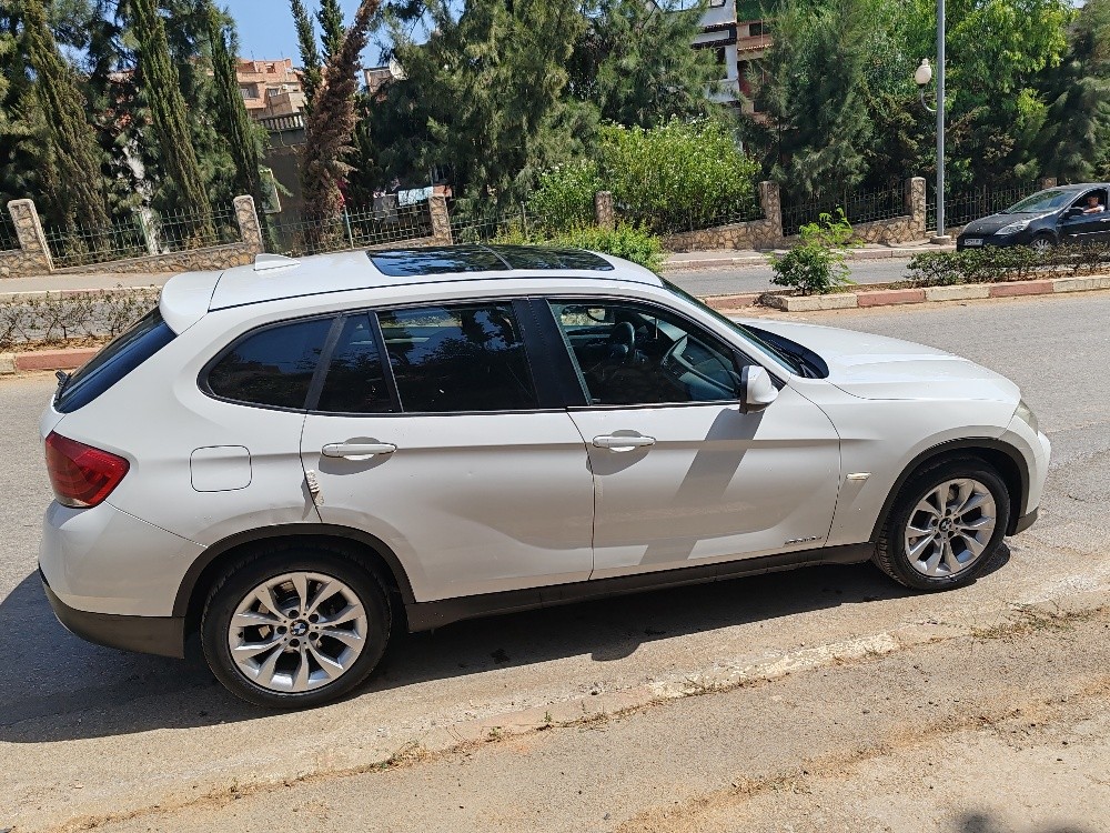 BMW  X1 - 3