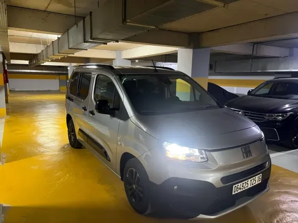 location fiat doblo panorama - 1
