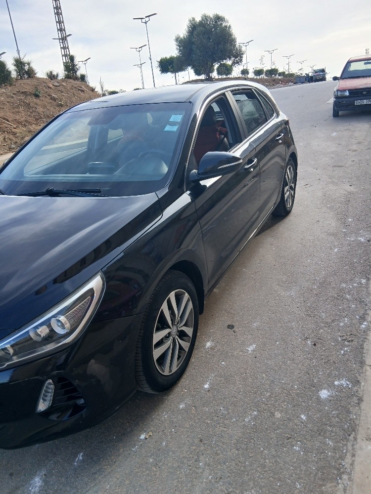 هيونداي اي 30 - 10