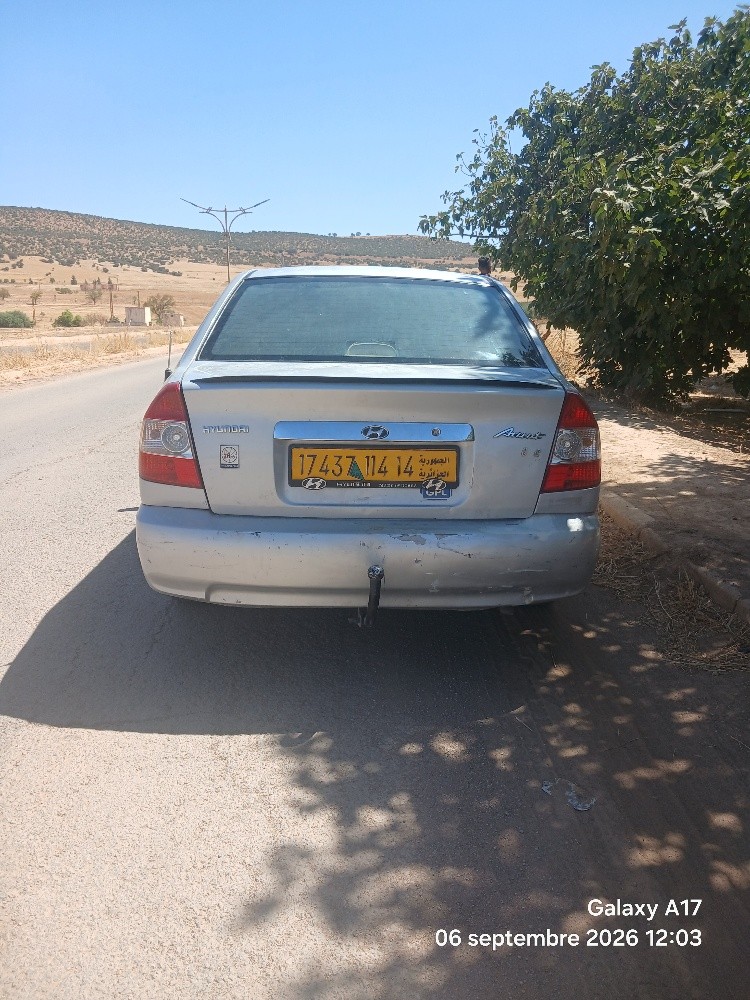 هيونداي اكسنت - 4