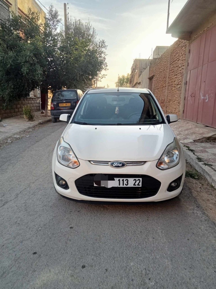 ford fiesta - 1