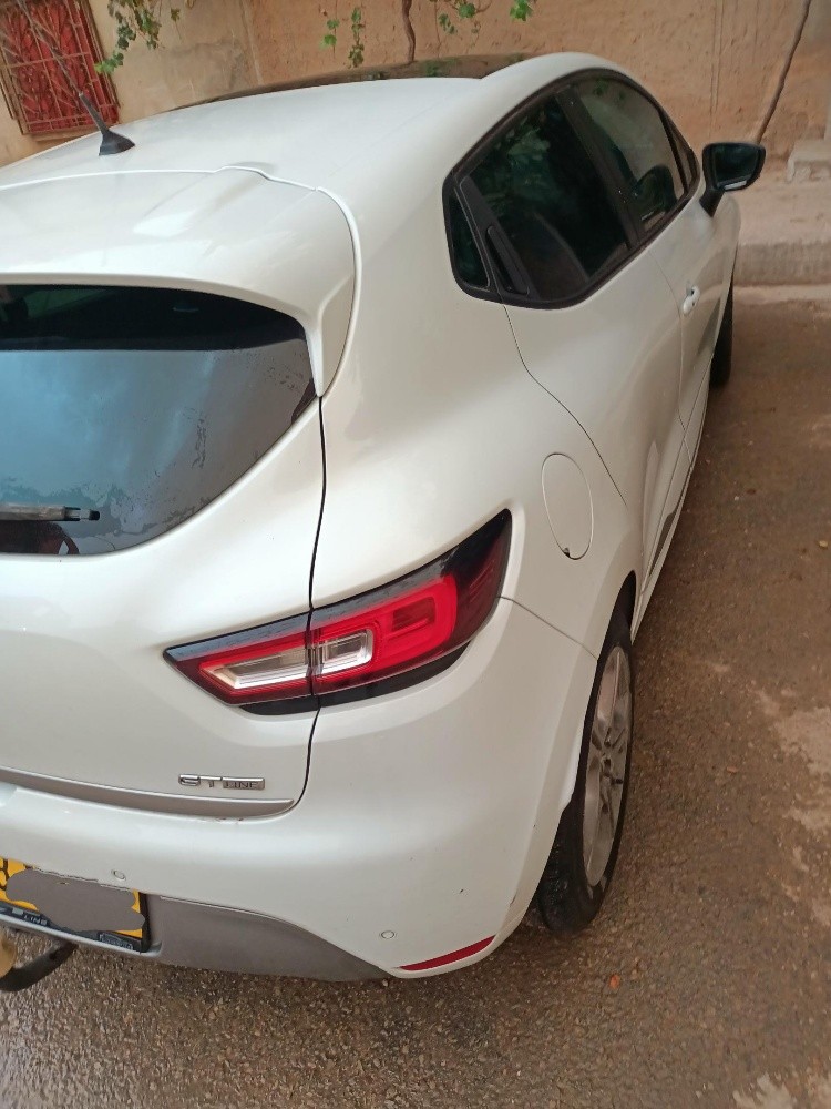 clio 4 gtline - 1