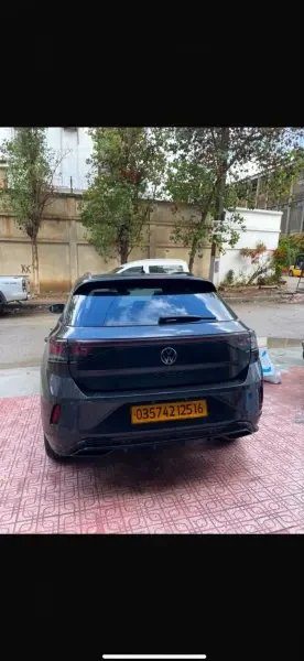 Volkswagen T-Roc 2025 R-Line - 1