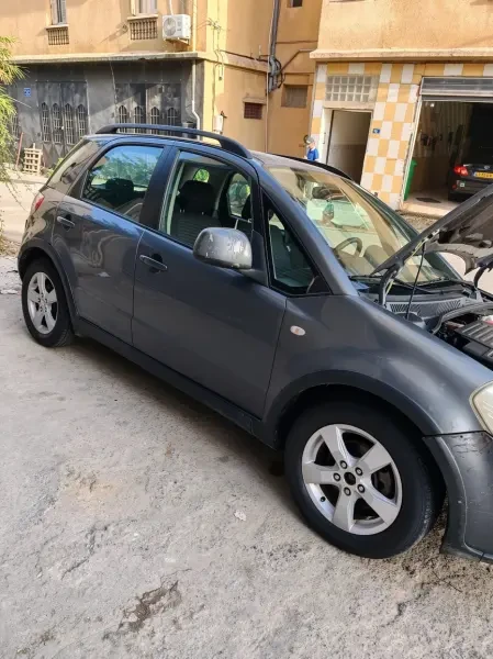 Suzuki SX4 2012 SX4 - 4
