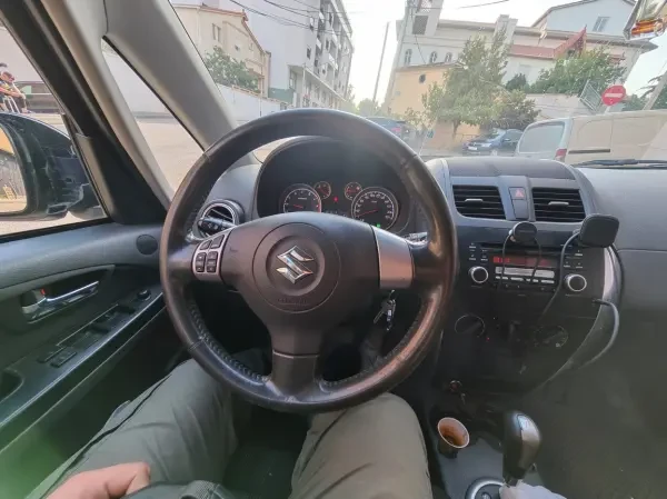 Suzuki SX4 2012 SX4 - 3