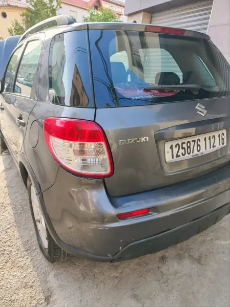 Suzuki SX4 2012 SX4 - 1